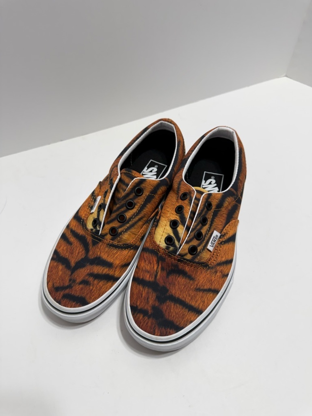 Vans Tiger Print Orange Black Canvas Sneakers NWOT - Needs Laces
